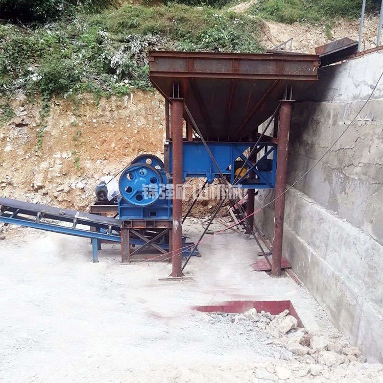 石頭碎石機(圖3) 石頭碎石機(圖3)