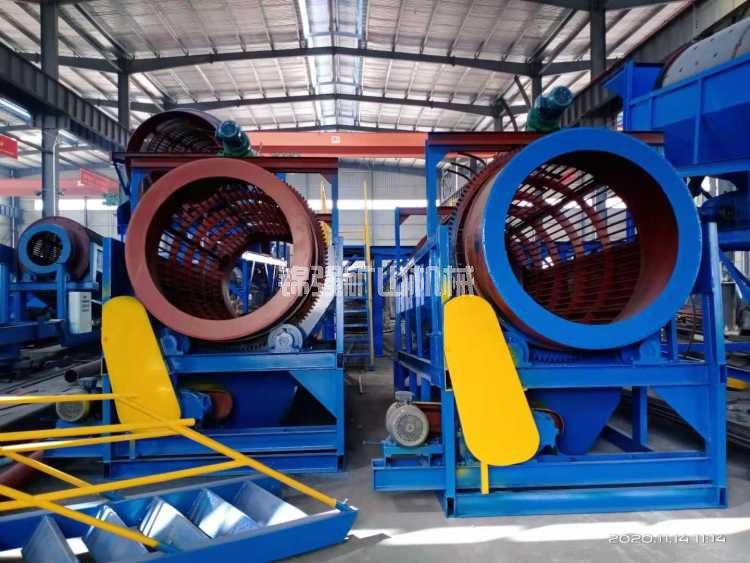 滾筒分級(jí)篩(圖2) 滾筒分級(jí)篩(圖2)