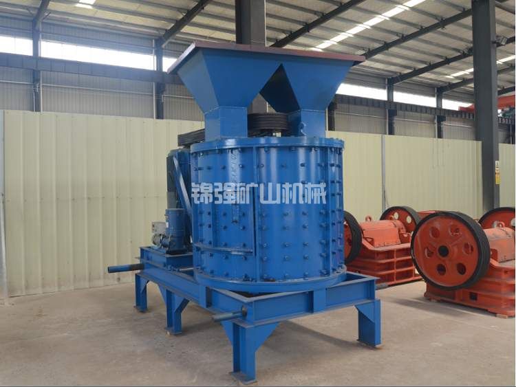 立式粉碎機(圖2) 立式粉碎機(圖2)