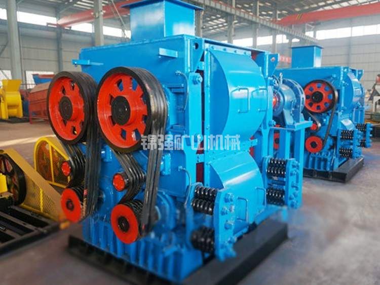 輥式破碎機(圖4) 輥式破碎機(圖4)