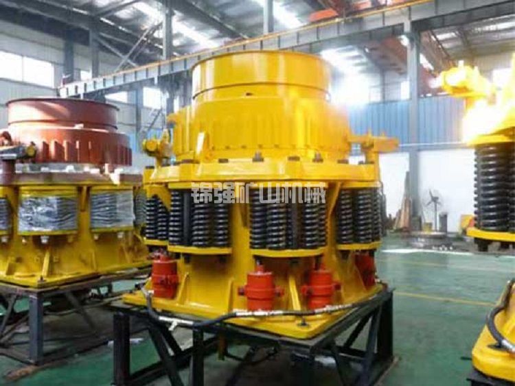 液壓圓錐式破碎機(jī)(圖2) 液壓圓錐式破碎機(jī)(圖2)