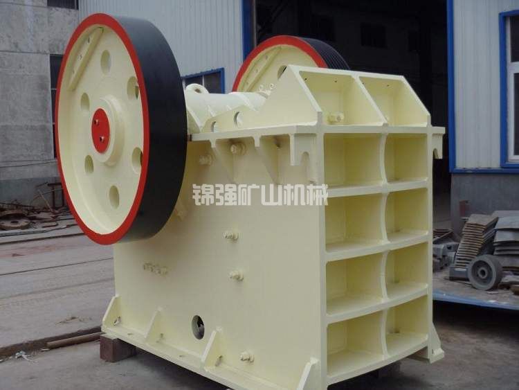 鄂破式破碎機(圖2) 鄂破式破碎機(圖2)