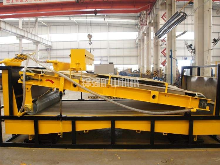 帶式磁選機(jī)(圖2) 帶式磁選機(jī)(圖2)