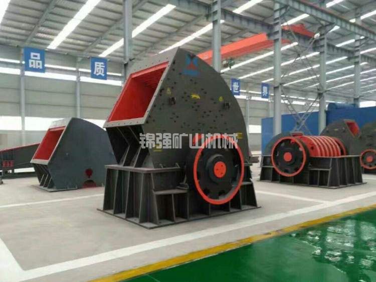 錘式粉碎機(jī)(圖2) 錘式粉碎機(jī)(圖2)